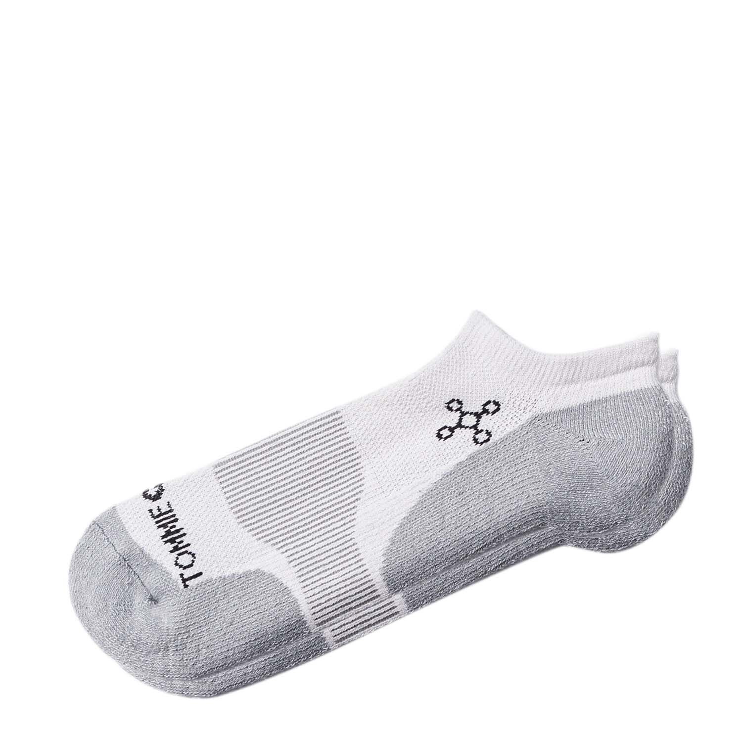505701 Tommie Copper The new Athletic No Show Socks in White by Tommie